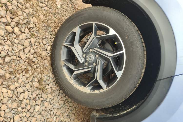 Used Dongfeng Aeolus AX7 2019 1.6T Automatic AI Pioneer Model China V Standard