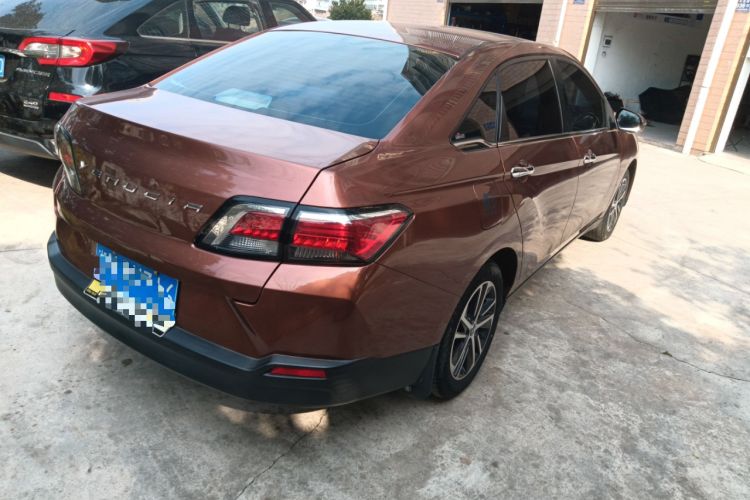 Used Venucia D60 2018 1.6L CVT Smart Connect Elite Edition
