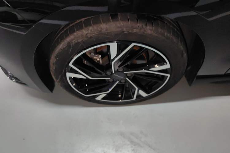 Used Lynk & Co 03 2023 1.5TD DCT JingPro
