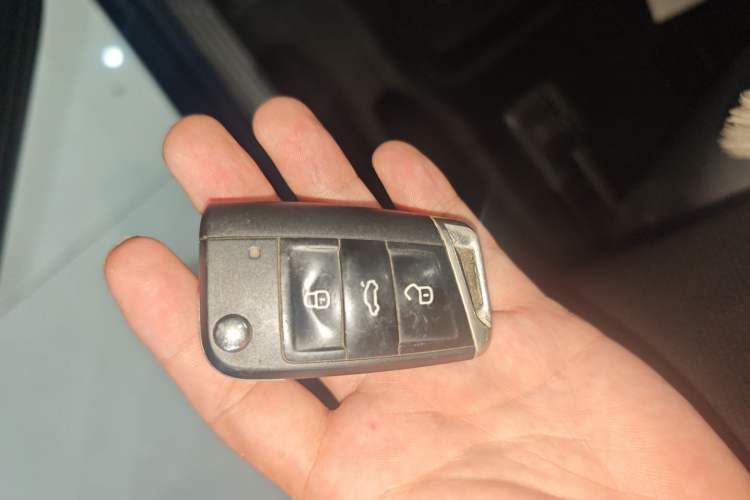 Used Volkswagen Touran 2021 Touran L 280TSI DSG Comfort Edition 7 Seats
