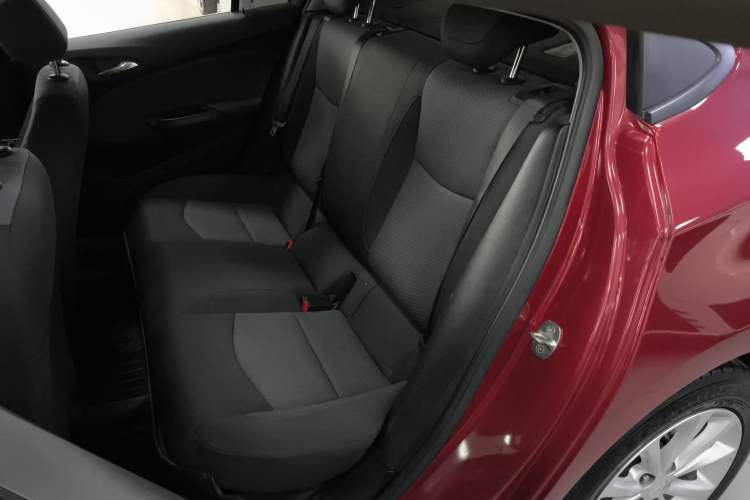 Used Chevrolet Cruze 2017 1.5L Automatic Pioneer Sunroof Edition