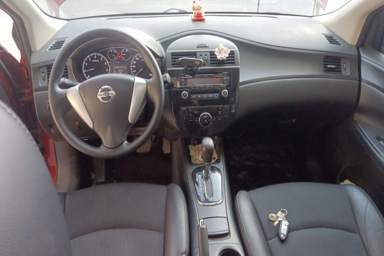 Used Nissan Tiida 2011 1.6L CVT Smart Version
