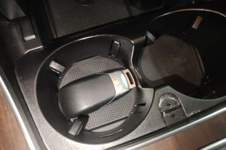 Used Mercedes-Benz GLC 2021 GLC 300 L 4MATIC Luxury Model
