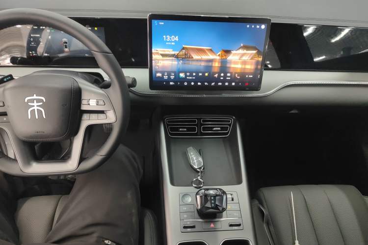 Used BYD Song Pro New Energy 2025 2nd Generation Intelligent Driving Version DM-i 75KM Leading Edition
