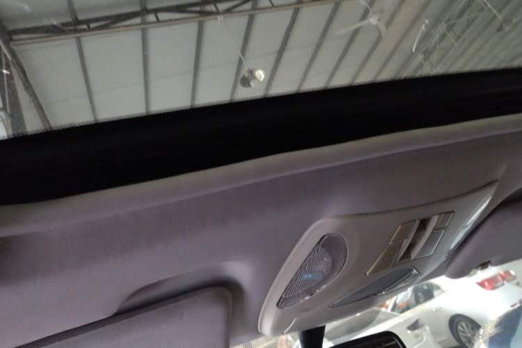 Used GAC Trumpchi GS5 2013 1.8T Automatic Two-Wheel Drive Luxury Edition