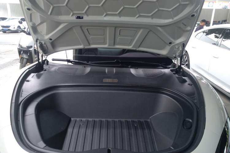 Used  SU7 2024 Rear-Drive Long-Range Intelligent Driving Version
