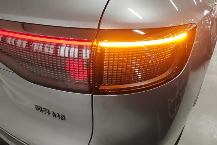 Used Hima AITO M8 2025 Extended-Range Ultra Version 53.4 kWh 5-Seater Edition