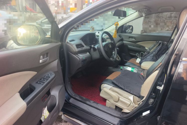 Used Honda CR-V 2012 2.0L two-wheel drive urban version
