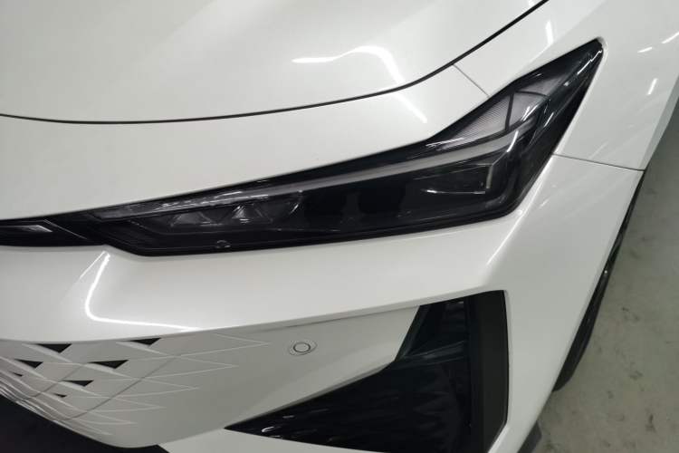 Used Changan UNI-V 2024 1.5T Prestige Edition
