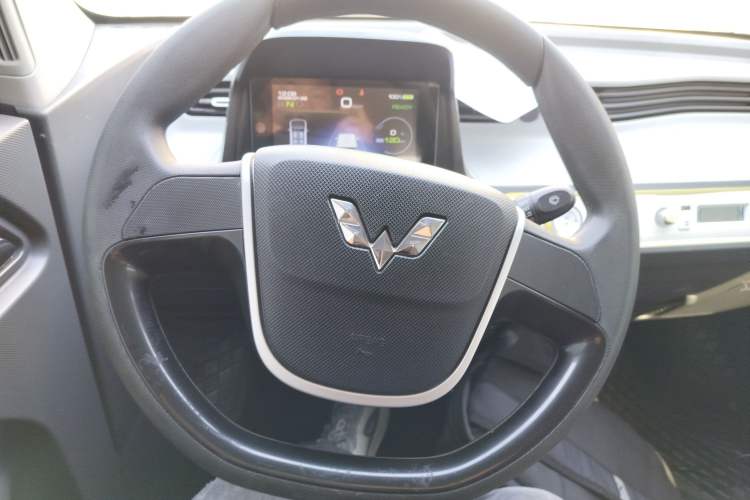 Used Wuling Hongguang MINIEV 2021 Macaron Fashion Model Lithium Iron Phosphate
