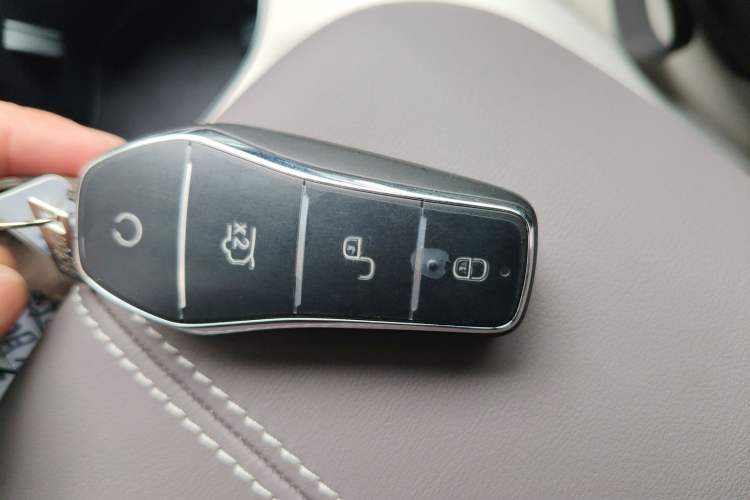 Used BYD Song PLUS New Energy 2025 EV Smart Drive Edition 605km Flagship Model