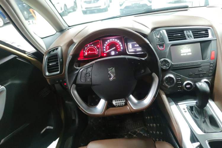 Used  5 2015 1.8T Prestige Edition THP200