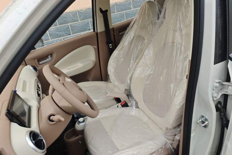 Used Wuling Hongguang MINIEV 2025 Four-Door Version Advanced Edition
