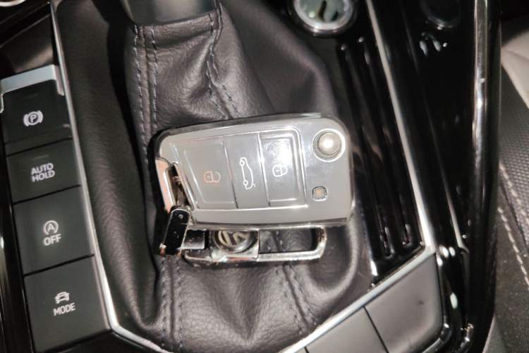 Used Volkswagen Tayron 2023 330TSI Two-Wheel-Drive Luxury Plus Advanced Version