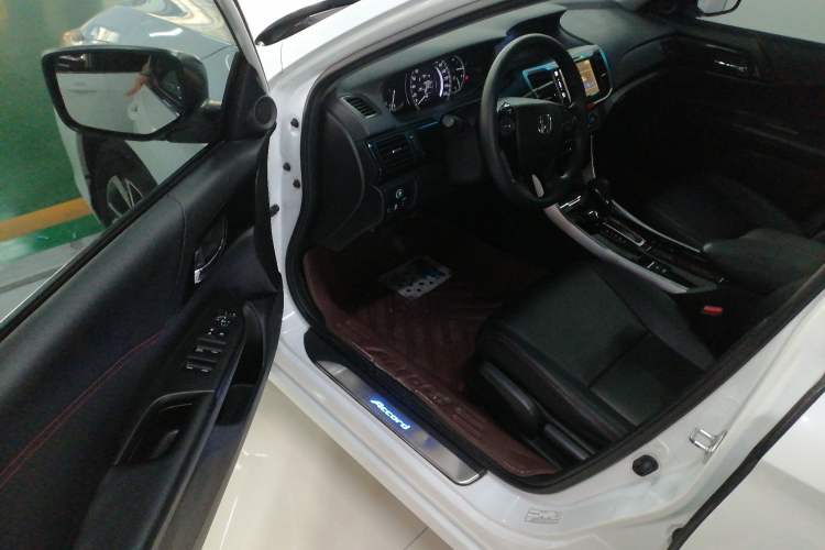 Used Honda Accord 2016 2.0L Comfort Edition