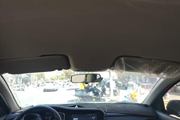 Used Venucia T70 2020 1.6L Manual Luxury Edition China V Standard
