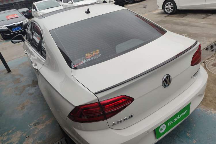 Used Volkswagen Lamando 2019 280TSI DSG Luxury Edition China VI Standard