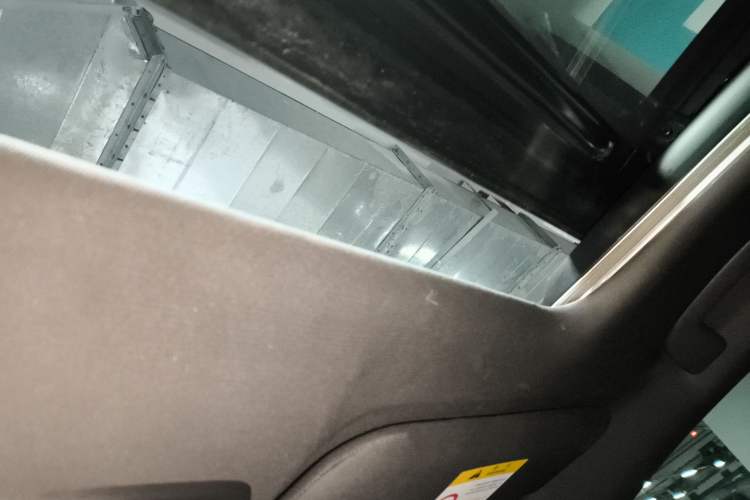 Used Toyota Avalon 2019 2.5L Touring Premium Version China VI Standard