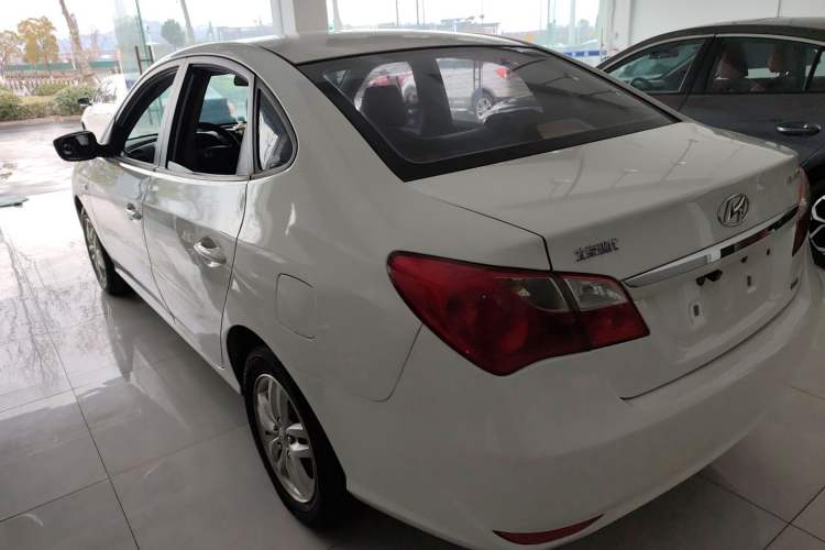 Used Hyundai Celesta 2015 1.6L Manual Comfort Model