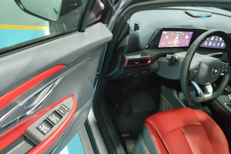 Used Changan UNI-T 2020 1.5T Flagship Version
