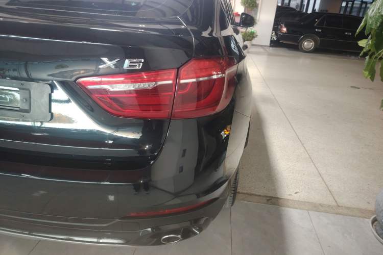 Used BMW X6 2015 xDrive35i Leading Model
