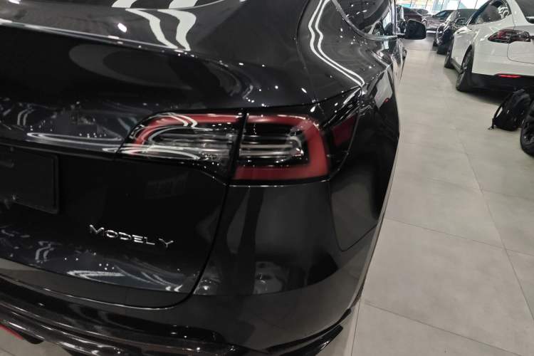 Used Tesla Model Y 2024 Rear-Wheel-Drive Version