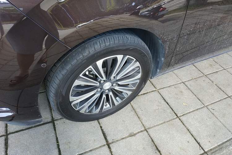 Used Buick GL8 2020 ES Land Cruiser 653T Luxury Model