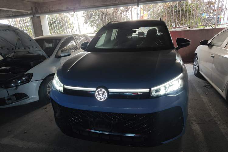 Used Volkswagen Tiguan L 2024 PRO 380TSI Four-Wheel Drive R-Line Prestige Edition
