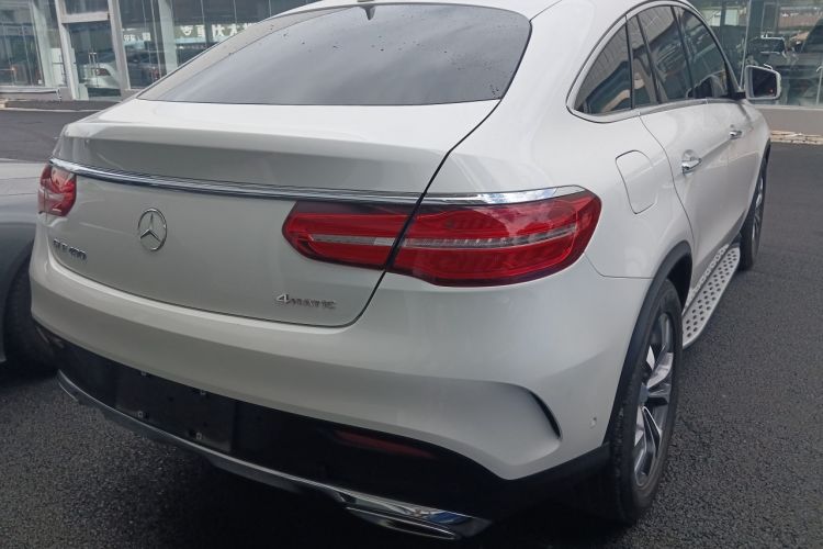 Used Mercedes-Benz GLE Coupe 2018 GLE 400 4MATIC Coupe SUV
