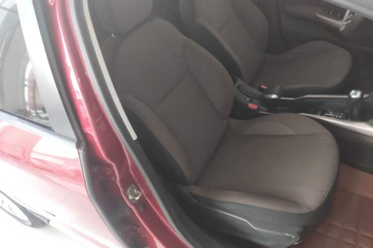 Used Peugeot 2008 2014 1.6L Automatic Fashion Edition
