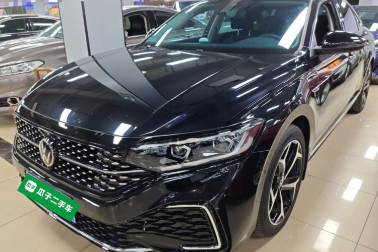 Used Volkswagen Passat 2025 Outstanding Model 380TSI Starry Dragon Glorious Edition