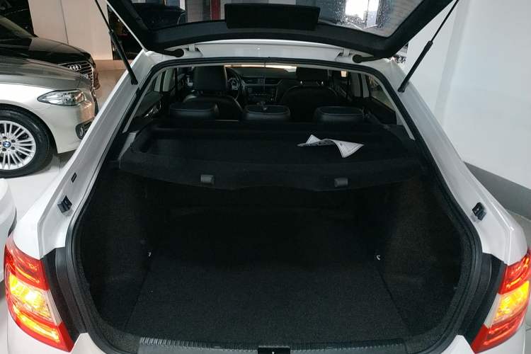 Used Skoda Octavia 2017 1.6L Automatic Chuanxing Edition
