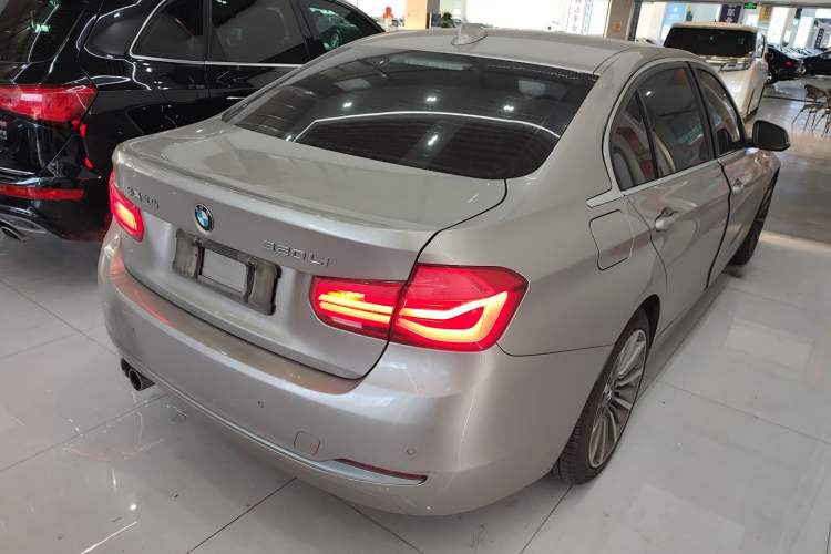 Used BMW 3 Series 2019 320Li Fashion Model
