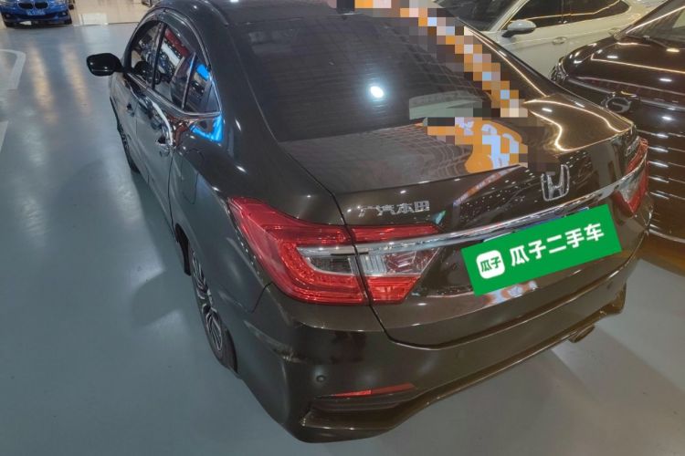 Used Honda Crider 2015 1.8L Automatic Luxury Edition
