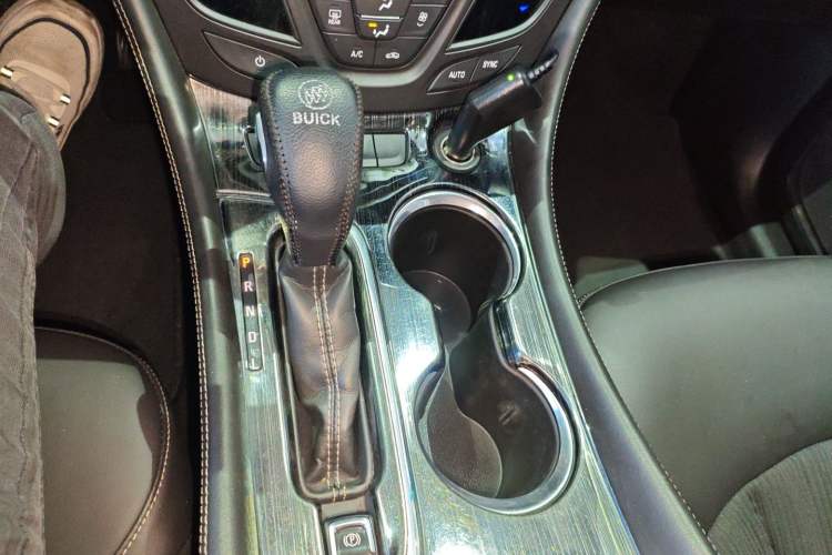 Used Buick Envision 2015 20T Two-Wheel-Drive Leading Model