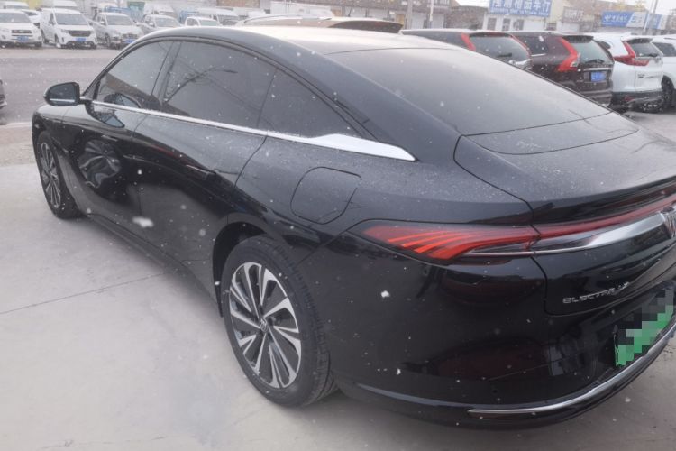 Used Buick L7 2025 Model—Luxury Version
