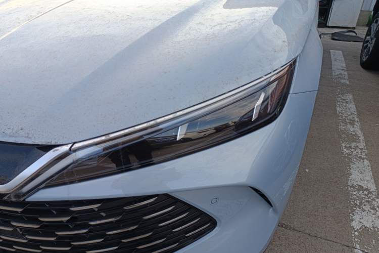 Used BYD Qin L 2025 DM-i Smart Drive 80KM Leading Model
