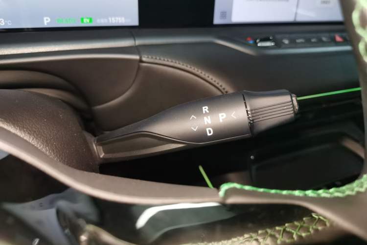 Used VOYAH FREE 2025 318 318 km Rear-Drive Touring Edition
