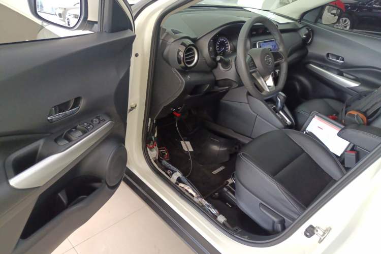 Used Nissan Kicks 2021 1.5L XV CVT Smart Connect Luxury Edition