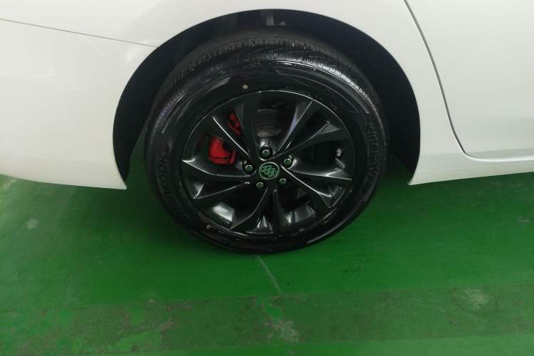 Used Buick Verano 2023 Pro GS Hunter Wind Edition
