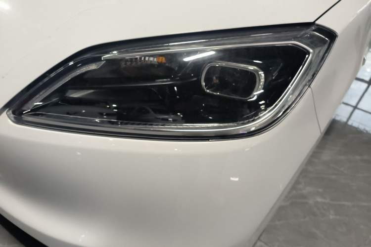 Used Wuling Hongguang New Energy 2024 All-Electric Model 300KM Standard Version