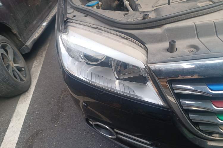 Used Haval H6 2015 Revised Version Sport Edition 1.5T Manual Transmission Two-Wheel Drive Elite Grade
