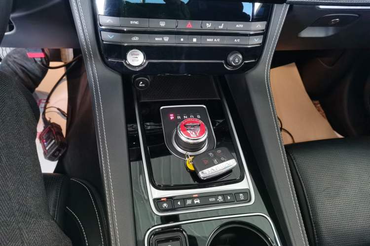 Used Jaguar F-PACE 2016 3.0 SC Four-Wheel Drive R-Sport Sport Edition