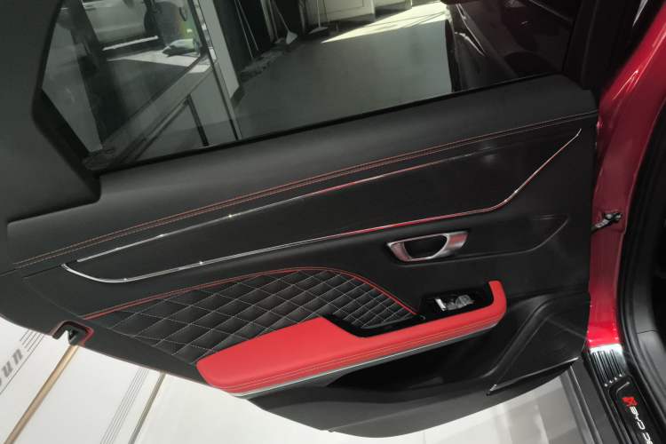 Used BYD Han 2020 EV Four-Wheel Drive High-Performance Flagship Model
