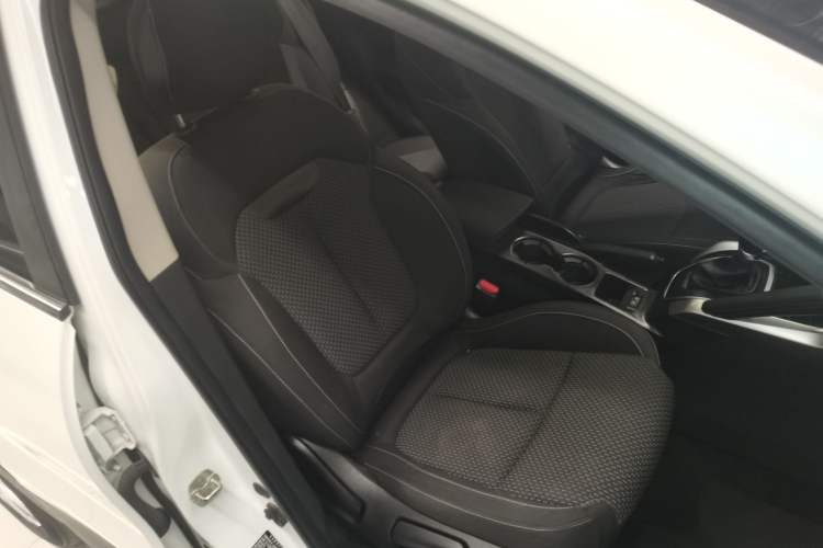 Used Renault Kadjar 2017 2.0L Two-Wheel Drive Comfort Edition