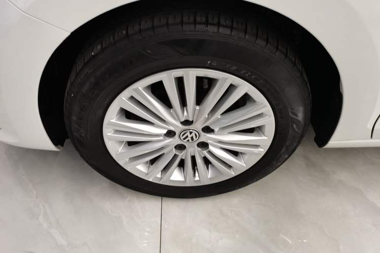 Used Volkswagen Santana 2019 1.5L Manual Comfort Version China VI
