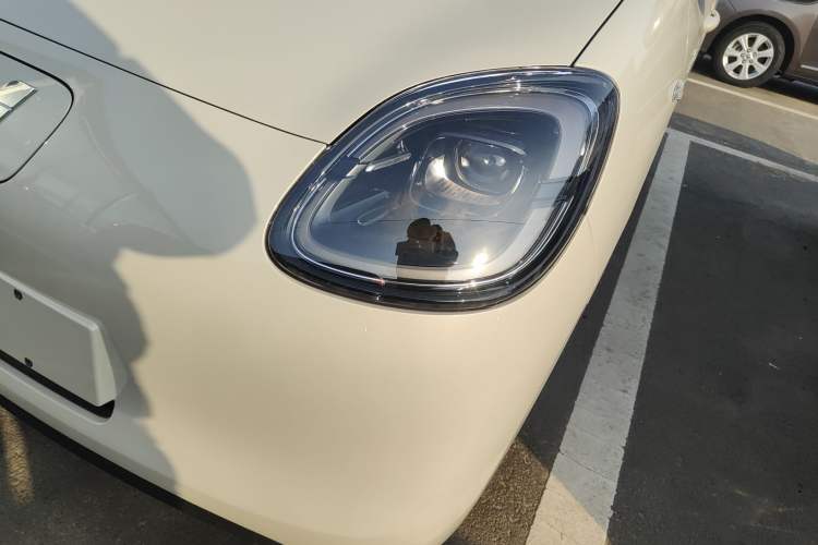 Used Wuling Hongguang MINIEV 2025 Four-Door Version Advanced Edition
