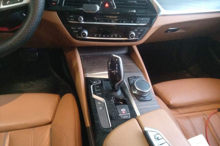 Used BMW 5 Series 2018 530i M Sport Package
