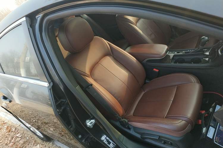 Used Buick LaCrosse 2013 2.4L SIDI Elite Comfort Version
