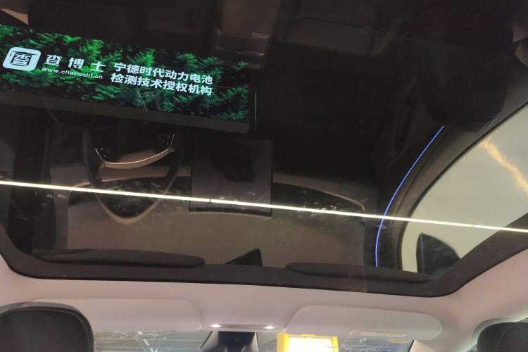 Used Tesla Model Y 2025 Rear-Wheel-Drive Version
